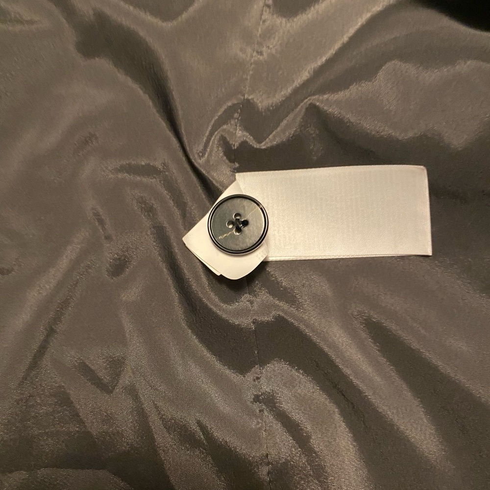 Banana Republic Velvet Blazer in Purple ☔️ - Picture 10 of 10